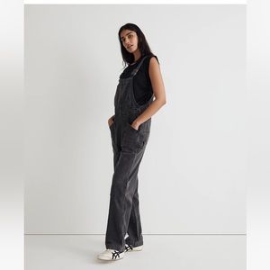 Madewell Oversized Carpenter Overalls size XS